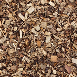 Hardwood chippings / play bark